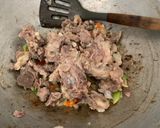 Foto langkah ke 4 dari resep Oseng Daging Kambing Kol.
