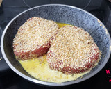 Foto del paso 2 de la receta: Atún con costra de sésamo