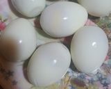 A picture of step 2 of Jhat pat Andoo ka salan (ami style).