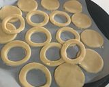 Foto del paso 3 de la receta: Galletitas rellenas de dulce de leche