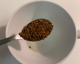 Foto del paso 1 de la receta: Helado de café ☕️ con trocitos de chocolate negro🍫!!