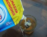 Foto langkah ke 3 dari resep Teh susu.