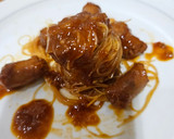Foto del paso 5 de la receta: Salchichas y fideos de arroz en salsa cremosa