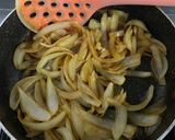 Foto del paso 3 de la receta: Hamburguesa con arepa, cadera de res aromatizada y papa rústica