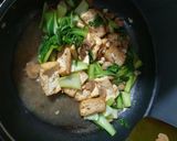 Foto langkah ke 6 dari resep Tumis Tahu Sawi Pokcoy.