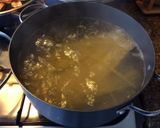 Foto del paso 4 de la receta: Cocina para pareja: Pasta a la carbonara con habas frescas