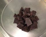 Une image de l'étape 1 de Gâteau sapin chocolat noir et amandes.