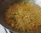 A picture of step 4 of Wheat vermicelli upma.