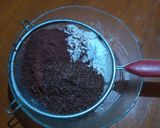 Foto langkah ke 2 dari resep Brownies Kukus Kopi Kapal Api.