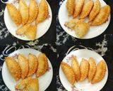 Foto langkah ke 5 dari resep Pastel Renyah Isi Bihun.