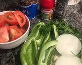 Foto del paso 1 de la receta: Muslos de pollo guisados con papas y ejotes