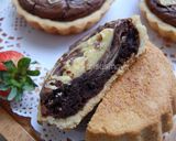 Foto langkah ke 7 dari resep Cheesecake brownie Pie.