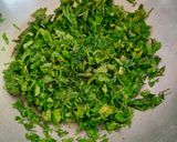 A picture of step 1 of Besan Methi ki sabji.