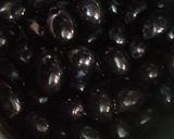 A picture of step 2 of Badam Pisin Grapes Sorbet.
