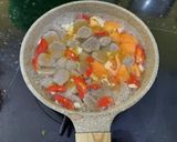 Foto langkah ke 2 dari resep Cah pakcoy baso bawang putih.