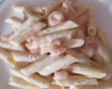Foto del paso 4 de la receta: Pasta con camarones a los 4 quesos