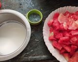 A picture of step 1 of Watermelon milkshake.