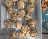 A picture of step 7 of Maca Balls.