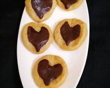 ভ্যানিলা হার্ট ক্যুকিজ (vanilla heart cookies recipe in Bengali) রেসিপির ধাপ 3 ছবি
