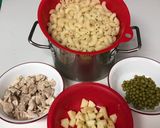 A picture of step 2 of Cold pasta chicken salad.