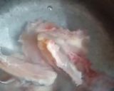 A picture of step 1 of Chicken soup.