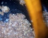 A picture of step 2 of Tomato Beef Macaroni.