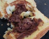 Foto langkah ke 5 dari resep Roti Coklat Panggang.