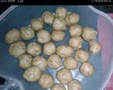आटे की नमकीन मठरी (Aate ki namkeen mathri recipe in Hindi) रेसिपी चरण 2 फोटो
