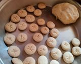 बटर नानखटाई 🤤🤤🍪 रेसिपी स्टेप 3 फोटो 