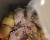 Foto del paso 4 de la receta: Patatas guisadas con bacalao fresco