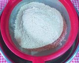 Foto del paso 3 de la receta: Mantecados planos caseros de limón, canela y agua de rosas