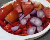 Foto langkah ke 1 dari resep Ayam Kampung Goreng Tapioka Sambal Tomat.