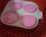 Foto langkah ke 4 dari resep Bolu Lipat Merah Putih.