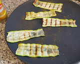 Foto del paso 3 de la receta: Gambas con Gabardina de Calabacín