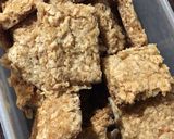 Foto del paso 5 de la receta: Cuadraditos de manzana roja y avena!