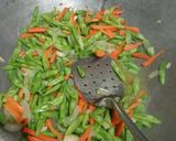 Foto langkah ke 3 dari resep Cah buncis wortel dan baso.