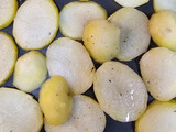 Trucha al horno con jamón y patatas panaderas