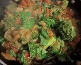 मिक्स वेज ब्रोकोली की सब्जी(mix veg brocoli ki sabji recipe in hindi) रेसिपी चरण 8 फोटो