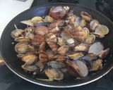 Foto del passaggio 6 della ricetta Sautè di Vongole alla giapponese
