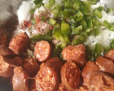 Foto del paso 3 de la receta: Porotos con riendas y choricillos