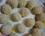 A picture of step 9 of Chicken cheese balls.