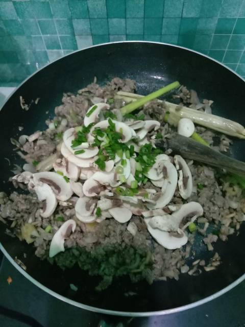 Langkah-langkah untuk membuat Resep Bubur Kanji Rumbi (Rice Cooker)