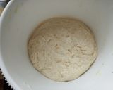Foto langkah ke 1 dari resep Pizza eggless no knead.