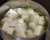A picture of step 2 of Matar paneer.