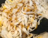 Foto langkah ke 3 dari resep Kwetiaw Goreng.