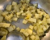 A picture of step 2 of Pineapple goju (sweet and sour pineapple gravy).