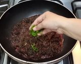 A picture of step 5 of Laal Saag (Red Spinach).