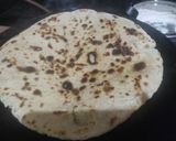 A picture of step 6 of Aloo ka paratha.