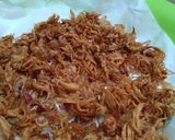 Foto langkah ke 3 dari resep 39. Bawang Goreng Kriuk 💕.