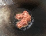 洋蔥香菇高麗菜絲炒肉末的食譜步驟3照片